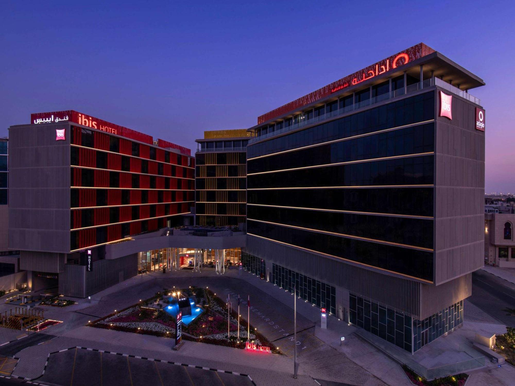 Ibis Doha Hotel Екстериор снимка