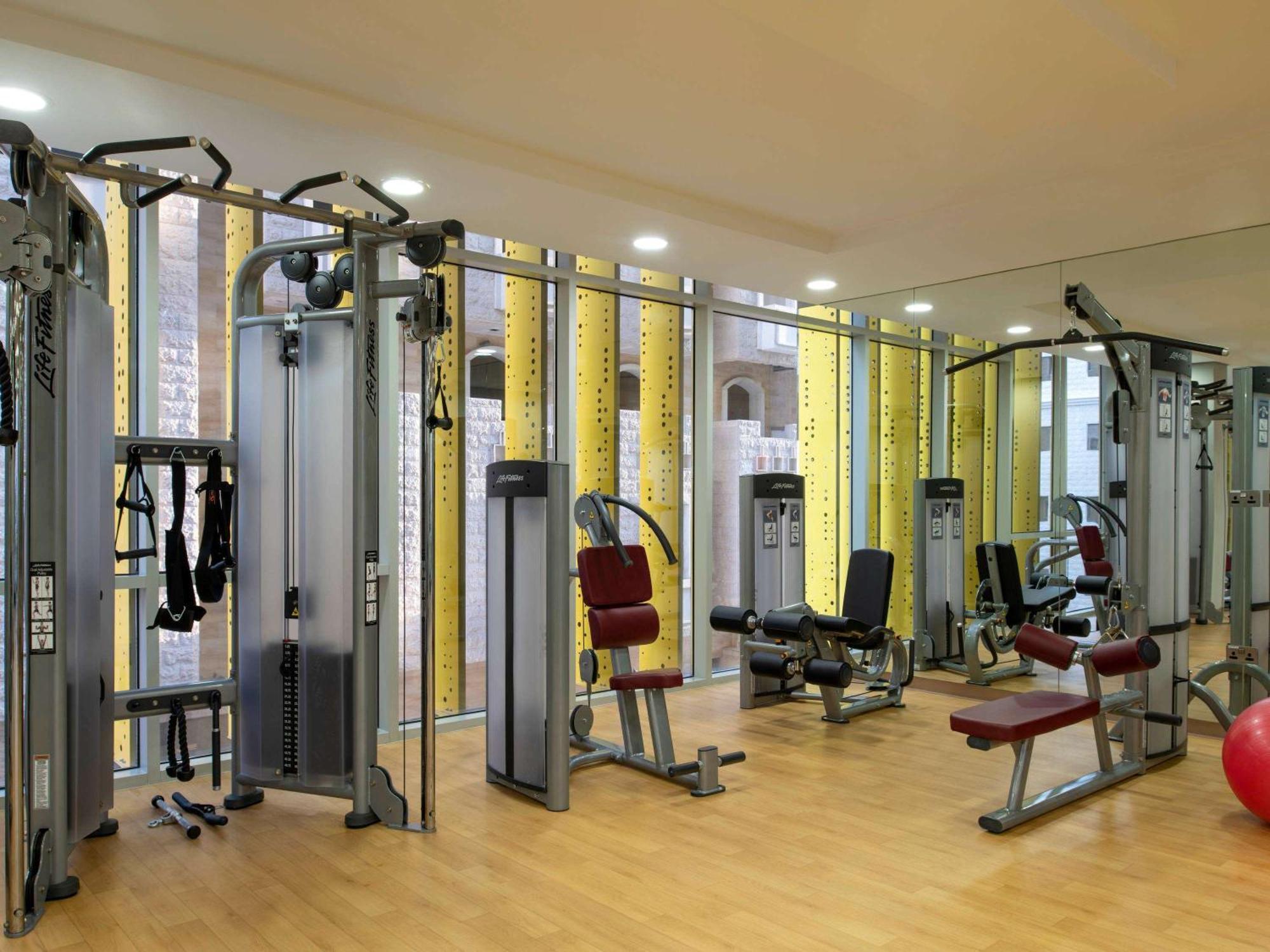 Ibis Doha Hotel Екстериор снимка